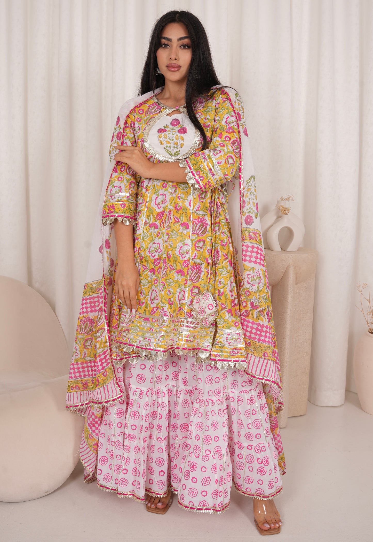 Daffodil Gharara Set