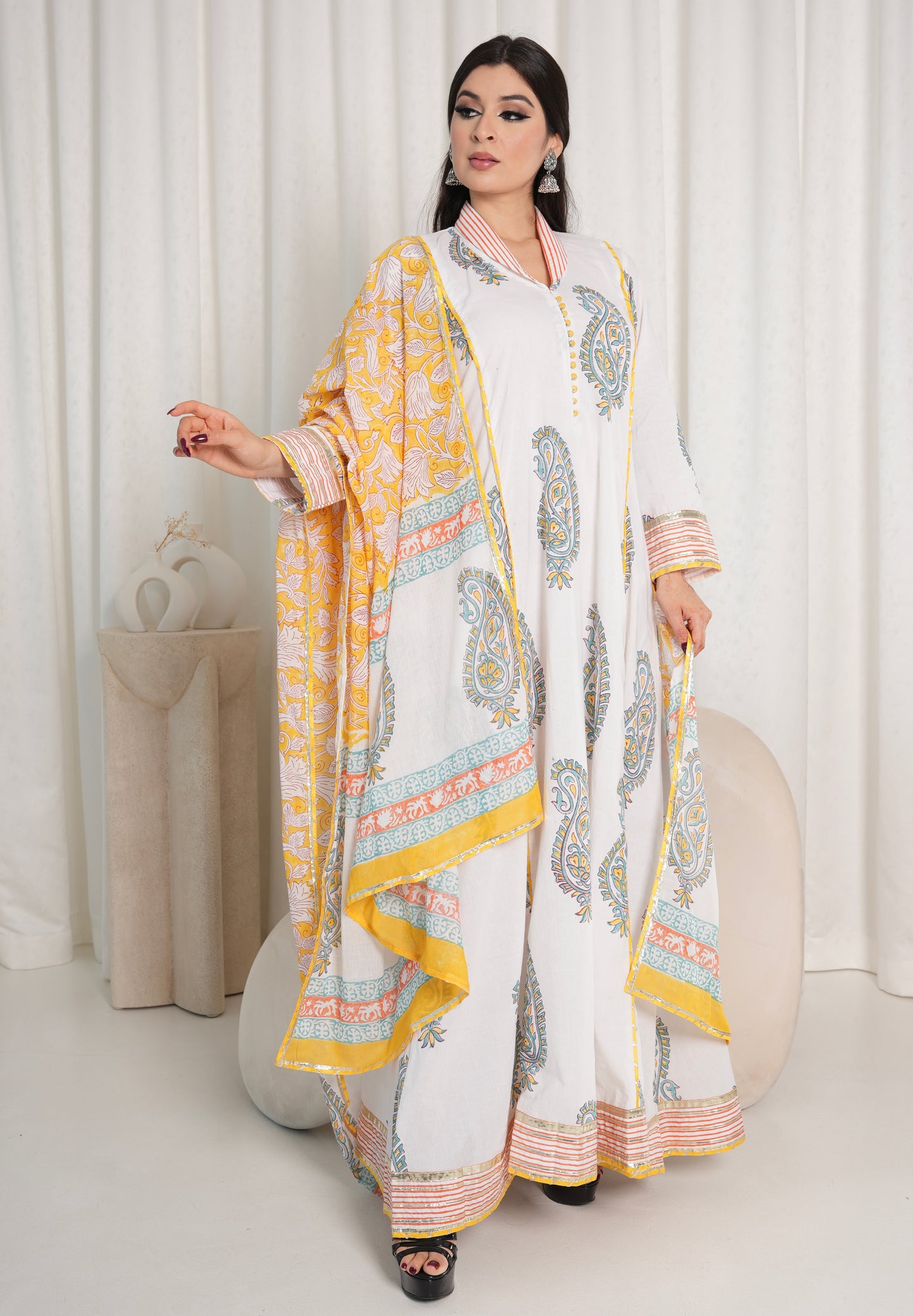 Pretty Paisley