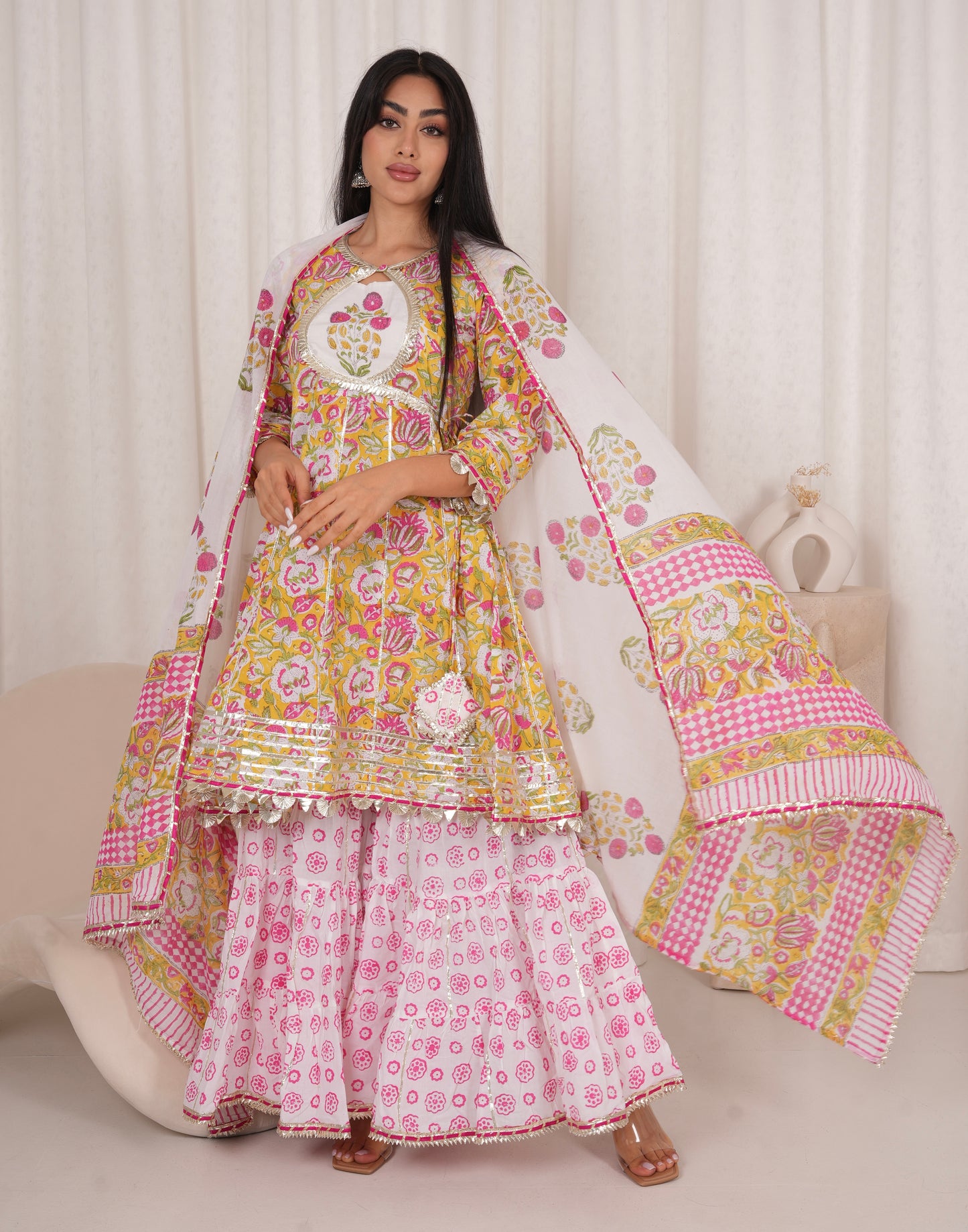 Daffodil Gharara Set